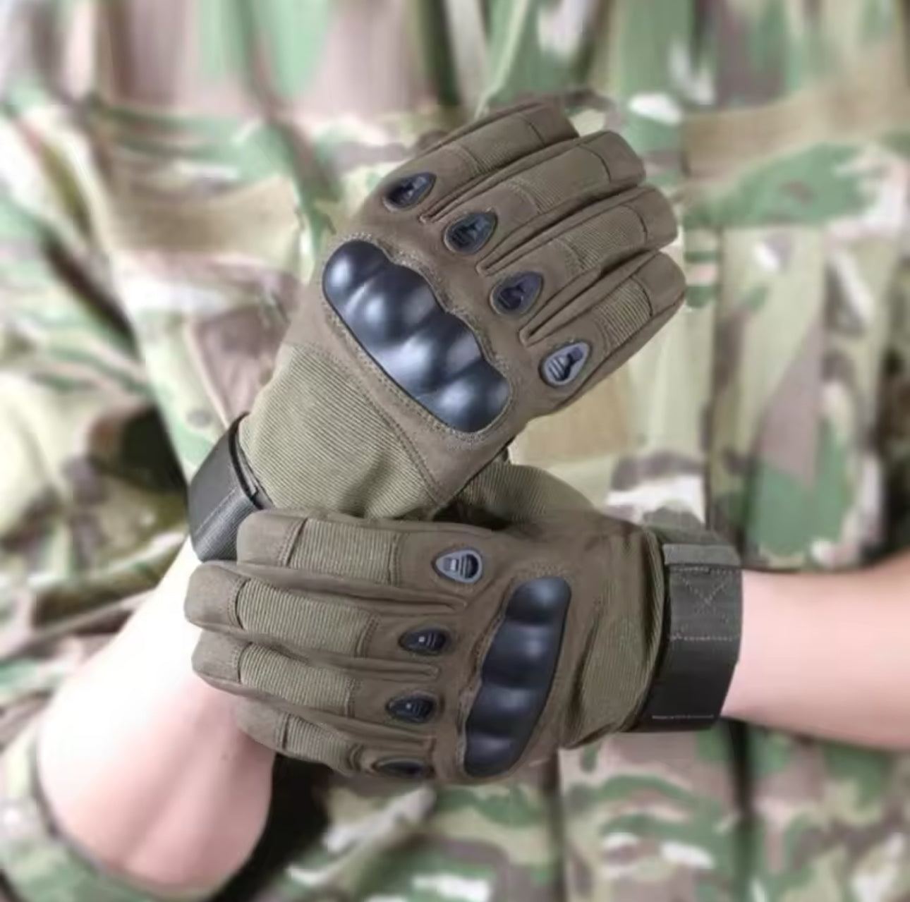 Durable tactical gloves – for maximum performance and protection